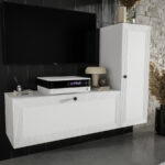 Mała Meblościanka RTV 130 CM - Białe Szafki Modułowe Wiszące + Fronty Frezowane Lakierowane + Cichy Domyk + Wybór Wzorów MERIDA